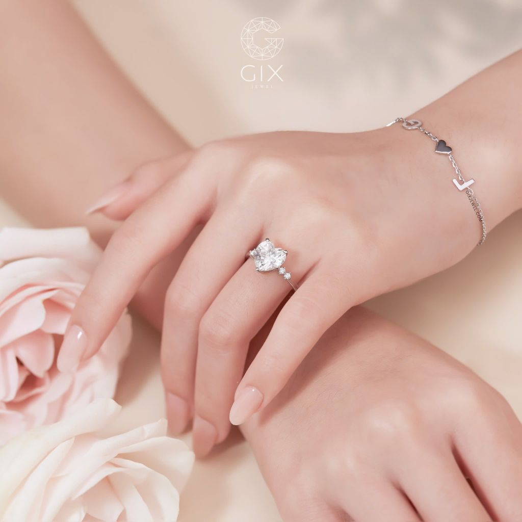  Nhẫn vàng trắng cầu hôn đính kim cương trái tim - Blush Heart | Gix Jewel 