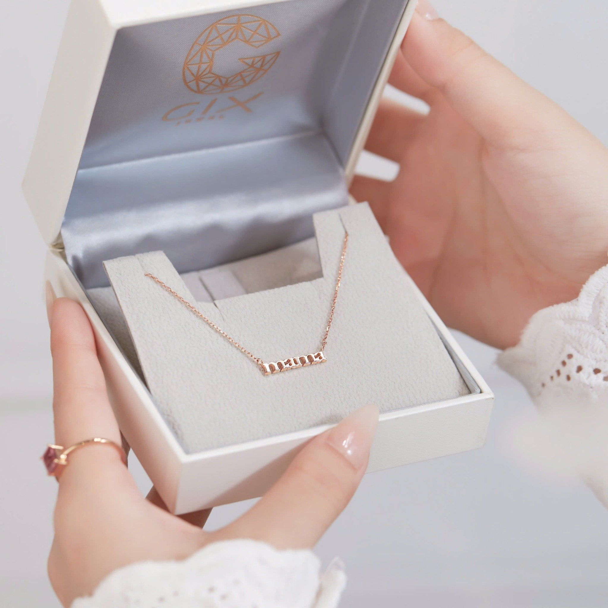  Mặt Dây Chuyền Khắc Chữ Mama Vàng Hồng Khắc Theo Yêu Cầu Gix Jewel 