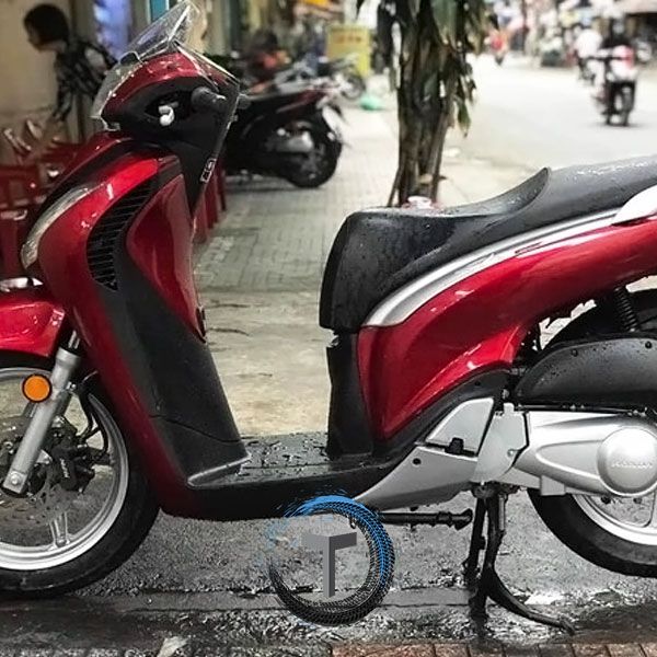 Sơn Xi Dọn Máy Toàn Bộ Xe Tại Tân Thành Tay Ga