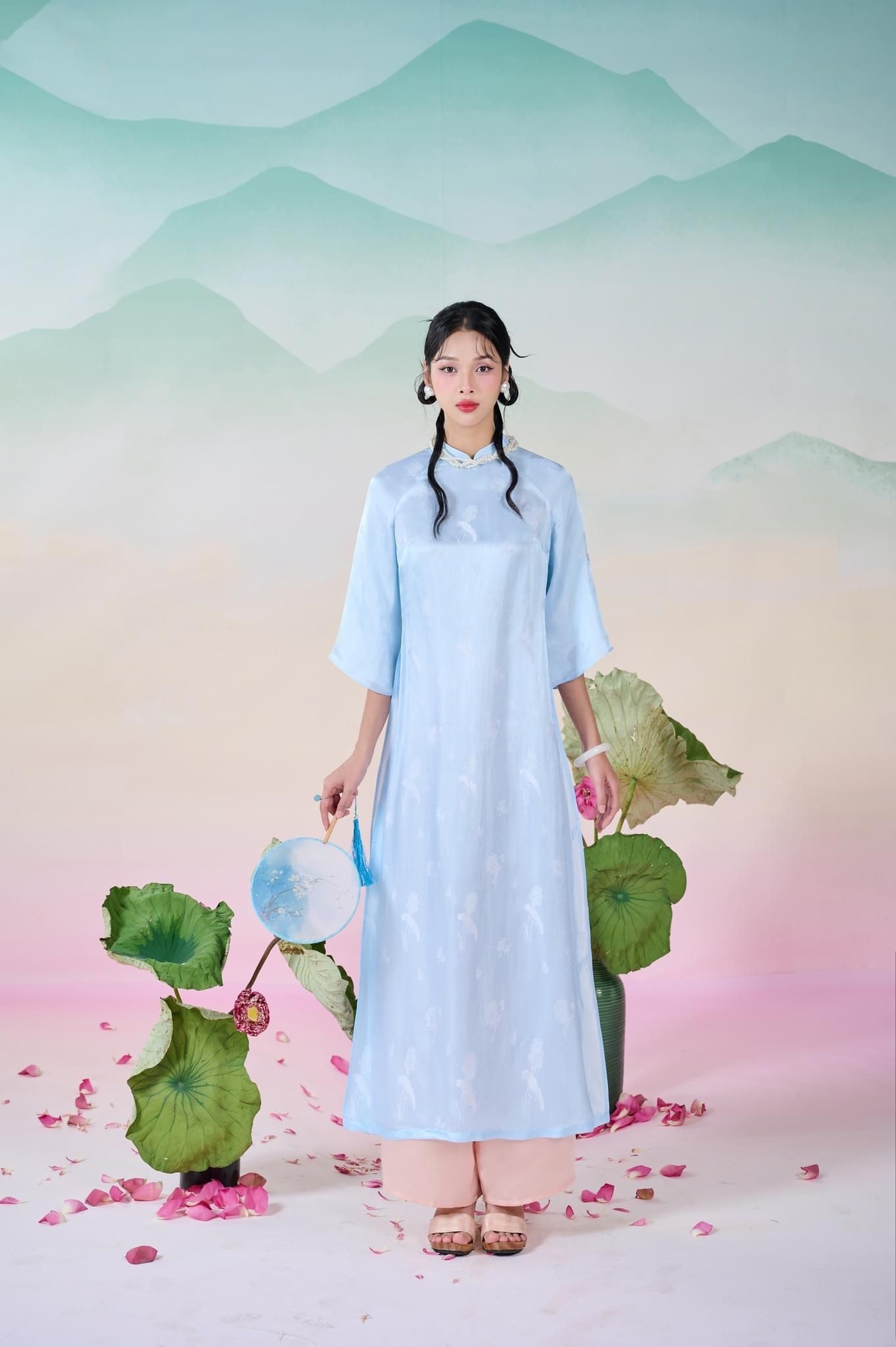 AD24-3 Áo Dài Nguyệt Nga