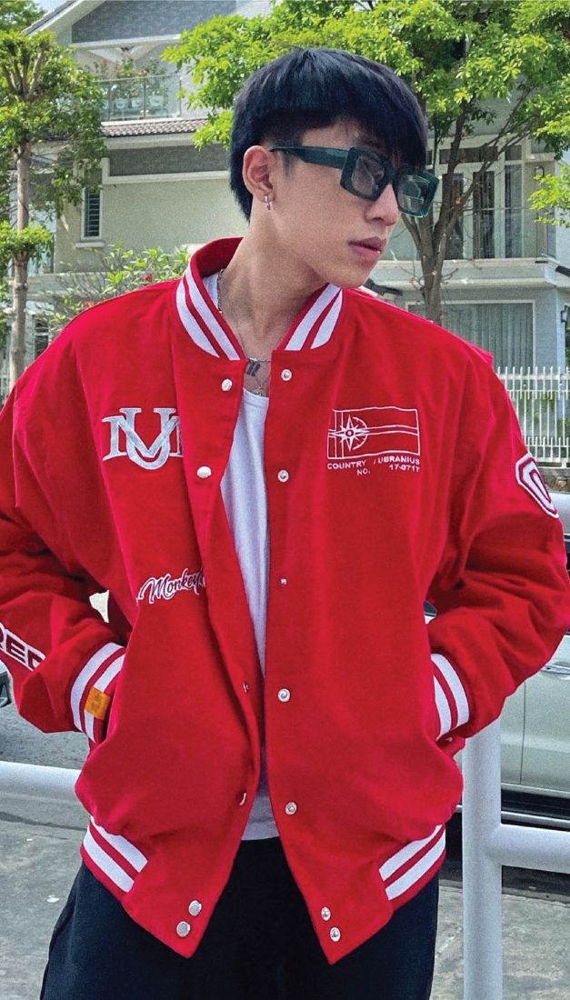  BASIC VARSITY RED 