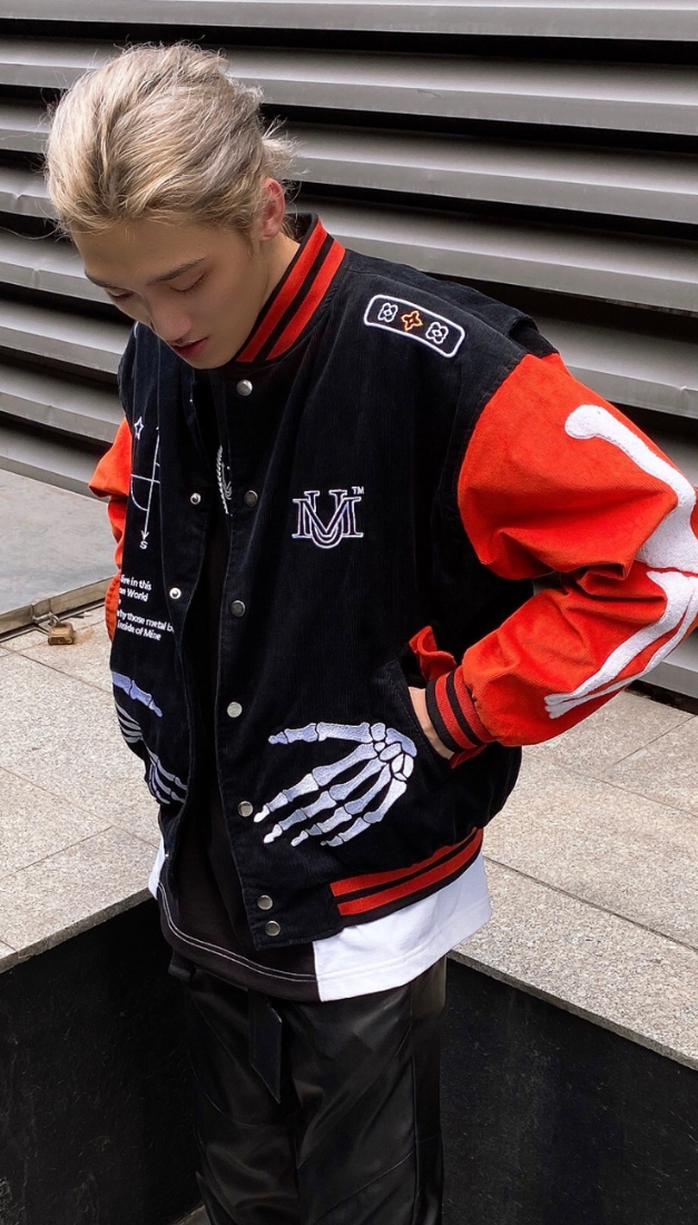  SKELETON VARSITY BLACK/NELI 