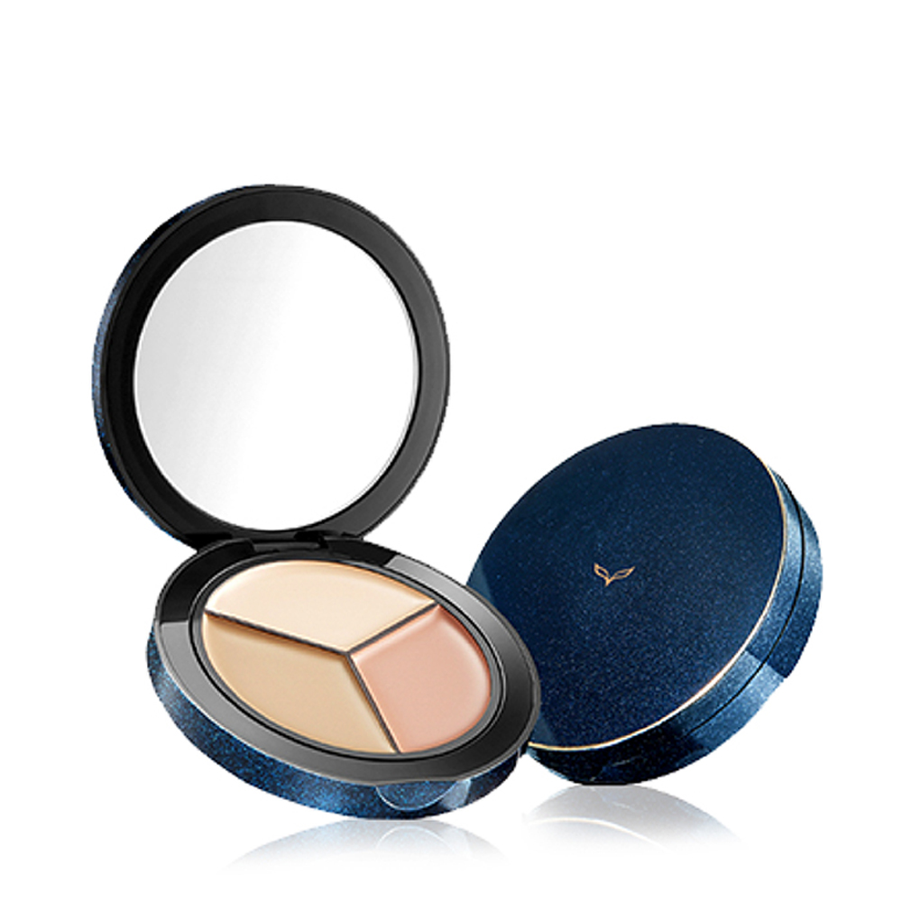 Kem Che Khuyết Điểm Và Tạo Khối 3 Ngăn F.o.x Completely Concealer Plate 9.5G