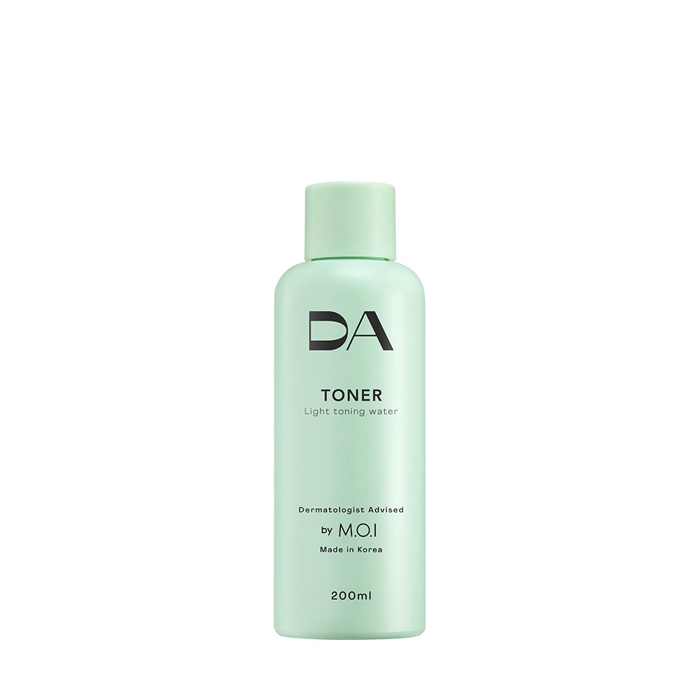 Nước Cân Bằng Da Toner By M.o.i 200Ml