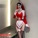  Cosplay nữ tu gợi cảm khoét ngực kèm chip lọt khe gợi cảm 