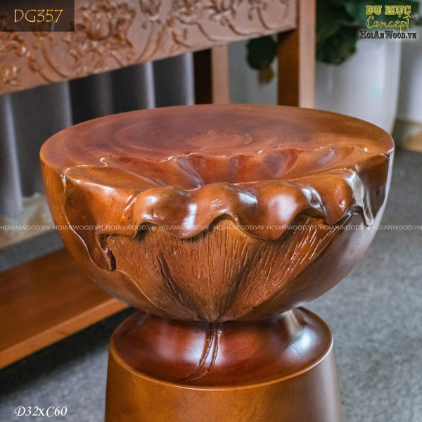 ke-console-don-go-hoa-sen