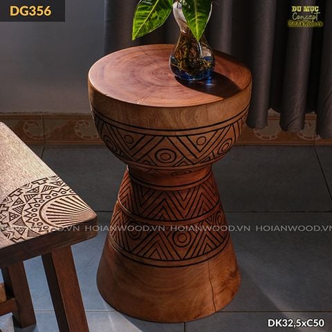 Đôn gỗ điêu khắc hoa văn