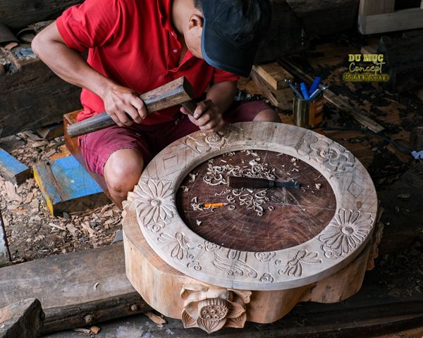 khung-guong-go-dieu-khac