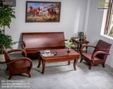 Bộ bàn sofa thùng với băng ghế dài