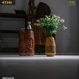 Đôn gỗ điêu khắc hình tượng dân gian