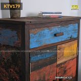 Tủ gỗ reclaimed sắc màu
