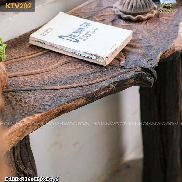 ke-console-dieu-khac-hoa-sen