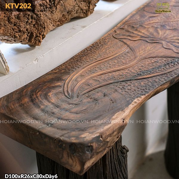 ke-console-dieu-khac-hoa-sen