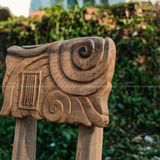 Ghế tựa lưng điêu khắc