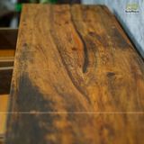 Tủ gỗ hoài niệm