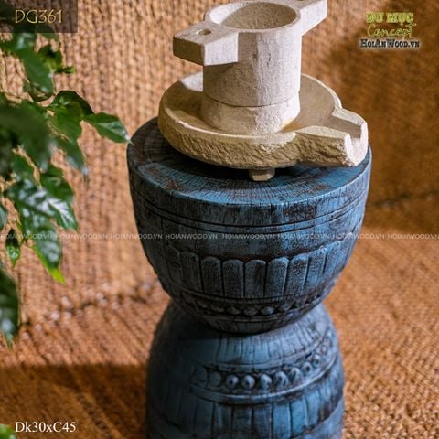 Đôn gỗ sắc xanh cổ điển