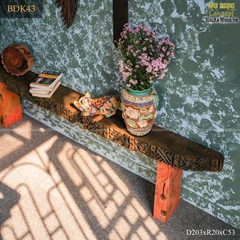 Kệ console điêu khắc hoa văn đương đại