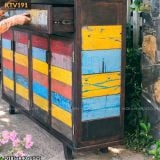 Tủ gỗ reclaimed sắc màu