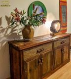 Tủ gỗ phong cách vintage