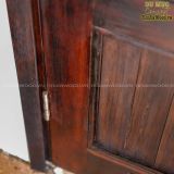 Cửa gỗ hoài niệm