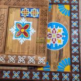 Cửa gỗ lũa điêu khắc