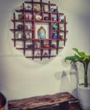 Kệ tủ trưng bày dáng tròn