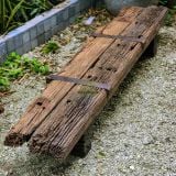 Kệ console thấp gỗ lũa