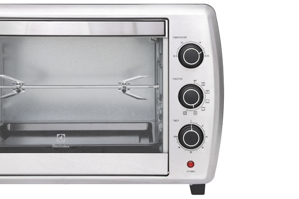 Lò nướng Electrolux 38 Lít EOT38MXC