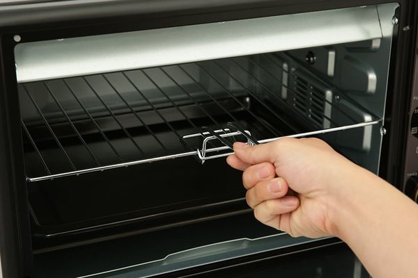 Lò nướng Electrolux 32 Lít EOT3218XG