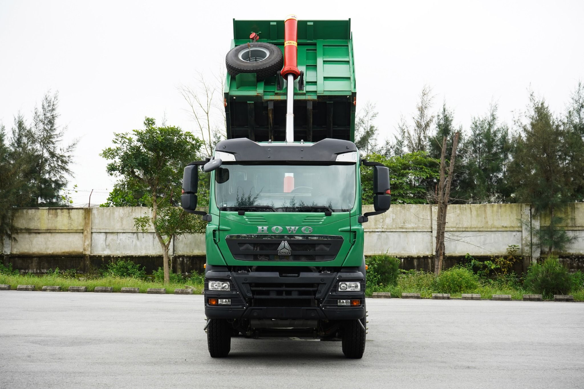  HOWO TX D600 | Xe Ben Howo 3 Chân 