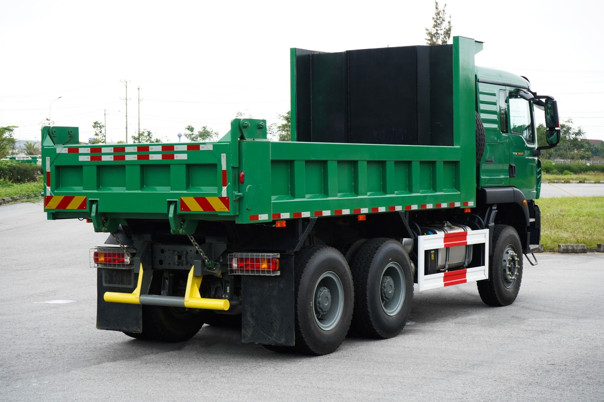  HOWO TX D600 | Xe Ben Howo 3 Chân 