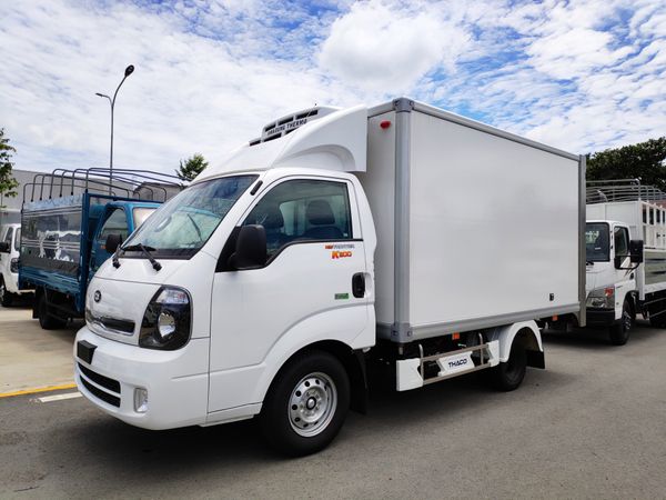  Kia K200 - Thùng Đông Lạnh - 990kg - 1.490kg 
