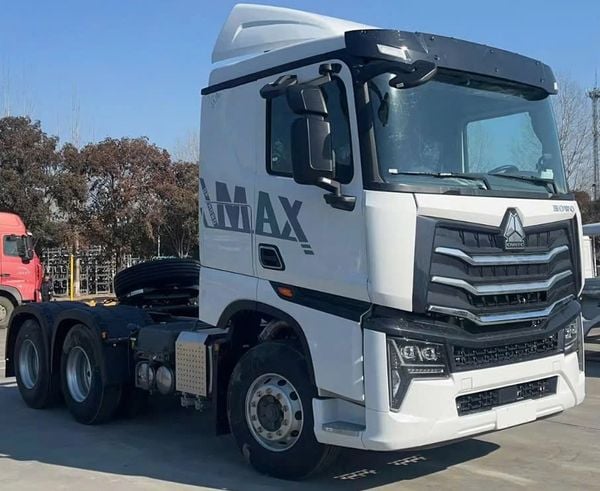  XE ĐẦU KÉO HOWO MAX 6X4 MT - ĐẦU KÉO HOWO SINOTRUCK NHẬP KHẨU 