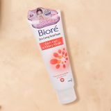  Sữa Rửa Mặt Bioré Kháng Khuẩn & Sạch Mụn 50g (MP4751) 