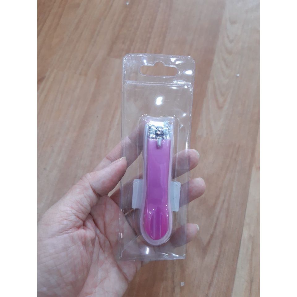  Bấm móng có khay nhựa giá rẻ ( loại to ) (KE0313) 