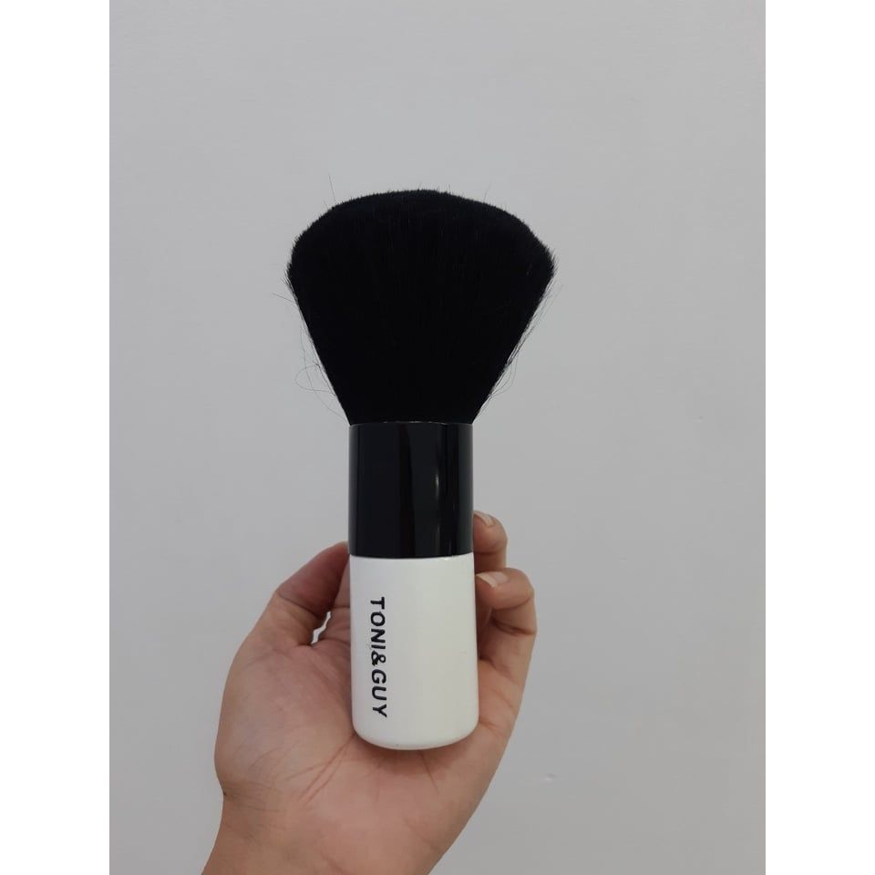  Cọ phủi Toni&guy (TO1668) 