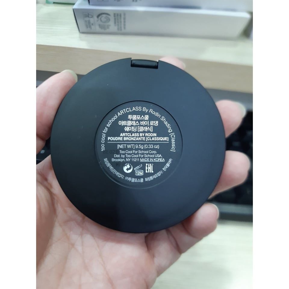  Phấn tạo khối Too Cool For School #01 - Classic - MP8524 