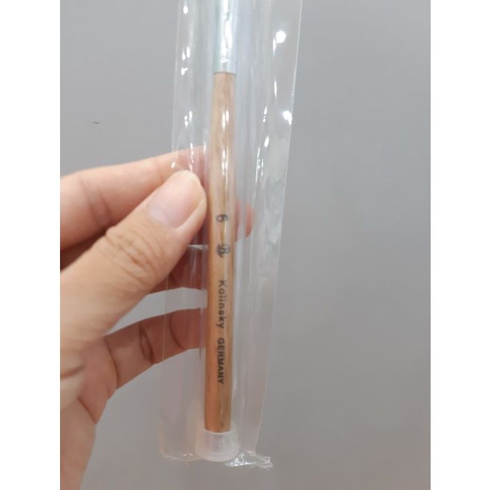  Cọ gel Kolinsky số 6 (NA4267) 