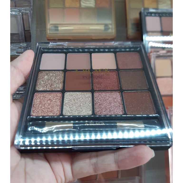  Màu mắt 12 ô Clio A.Black Glam Change Multi Palette #02 (MP8218) 