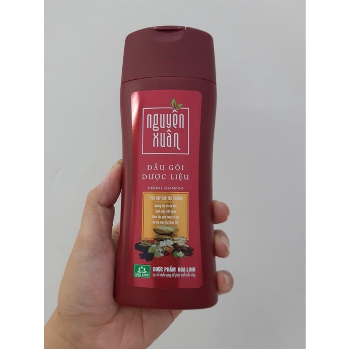  Dầu gội dược liệu Nguyên Xuân tóc thường - Nâu 200ml (MP8210) 