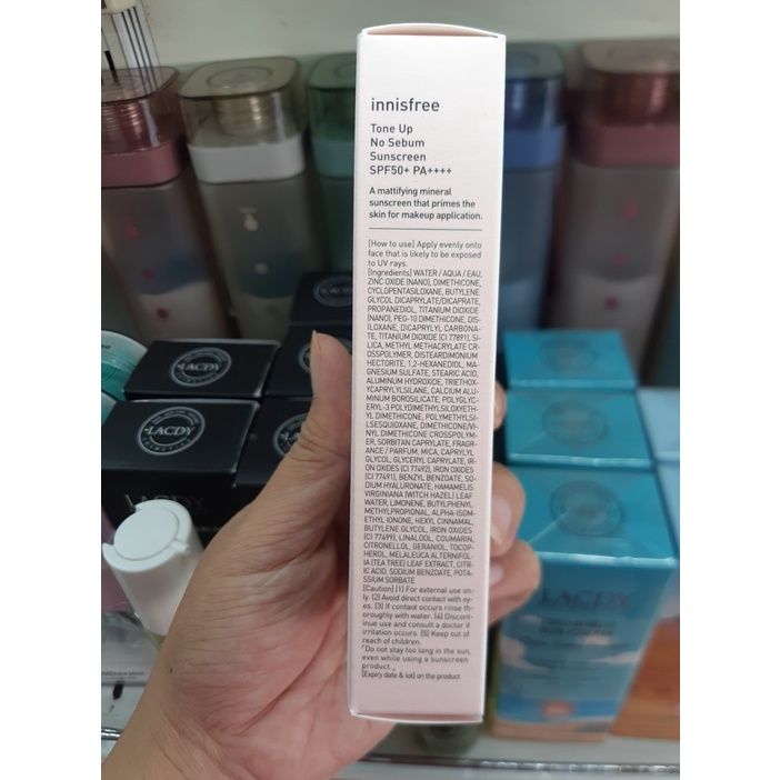  Kem chống nắng Innisfree Tone-Up No-Sebum 50ml (MP8114) 