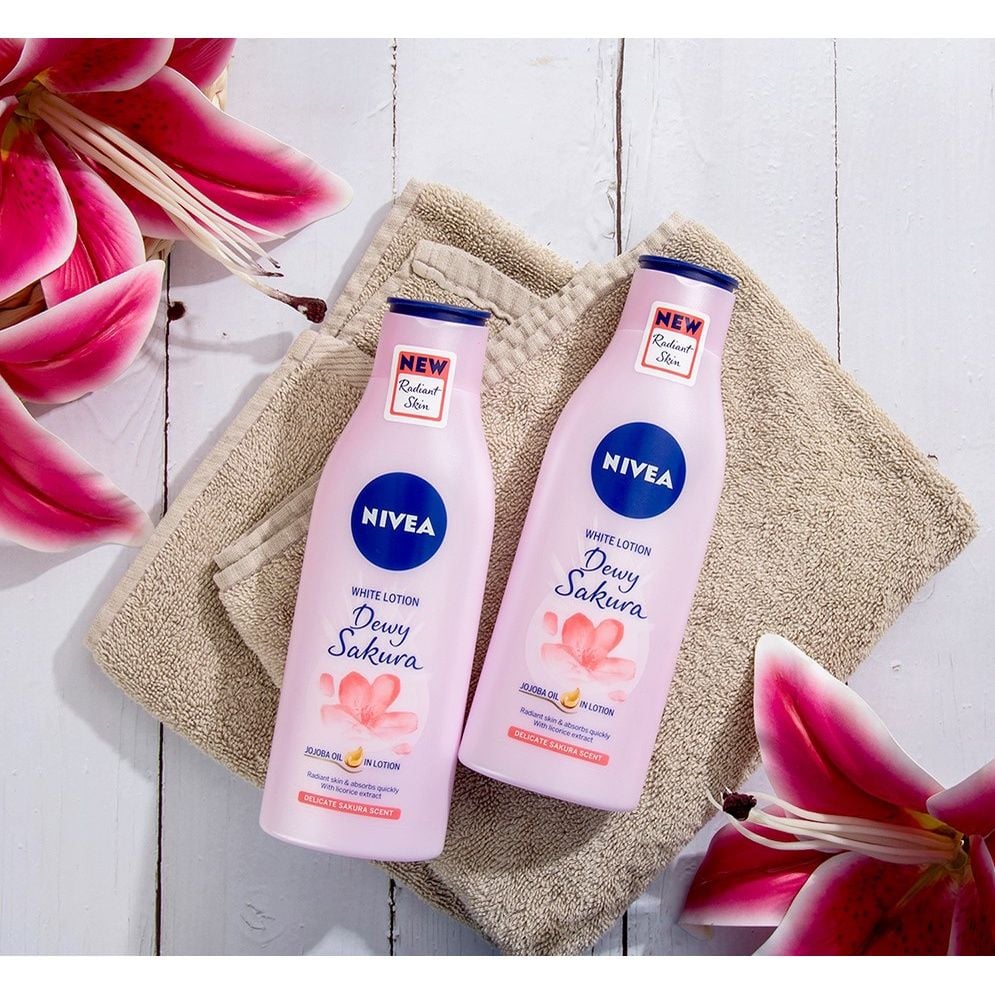 Dưỡng thể Nivea 350ml - hoa anh đào (MP5238) 