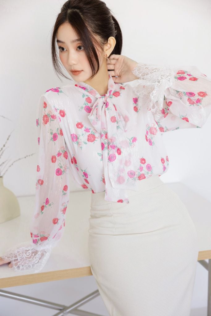  Áo Kiểu Cổ Nơ Tay Ren FAK030 