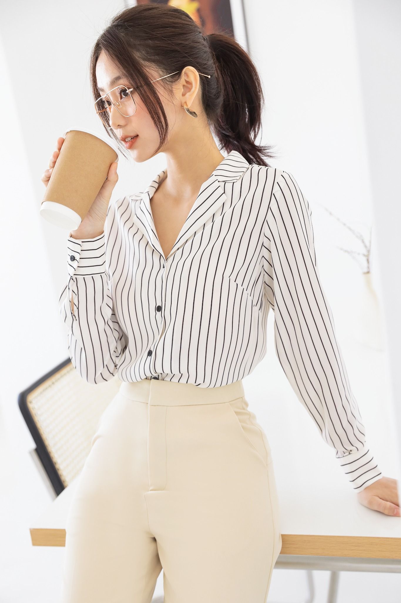 Áo sơ mi cổ Vest nữ Danton shirt  Calliavn