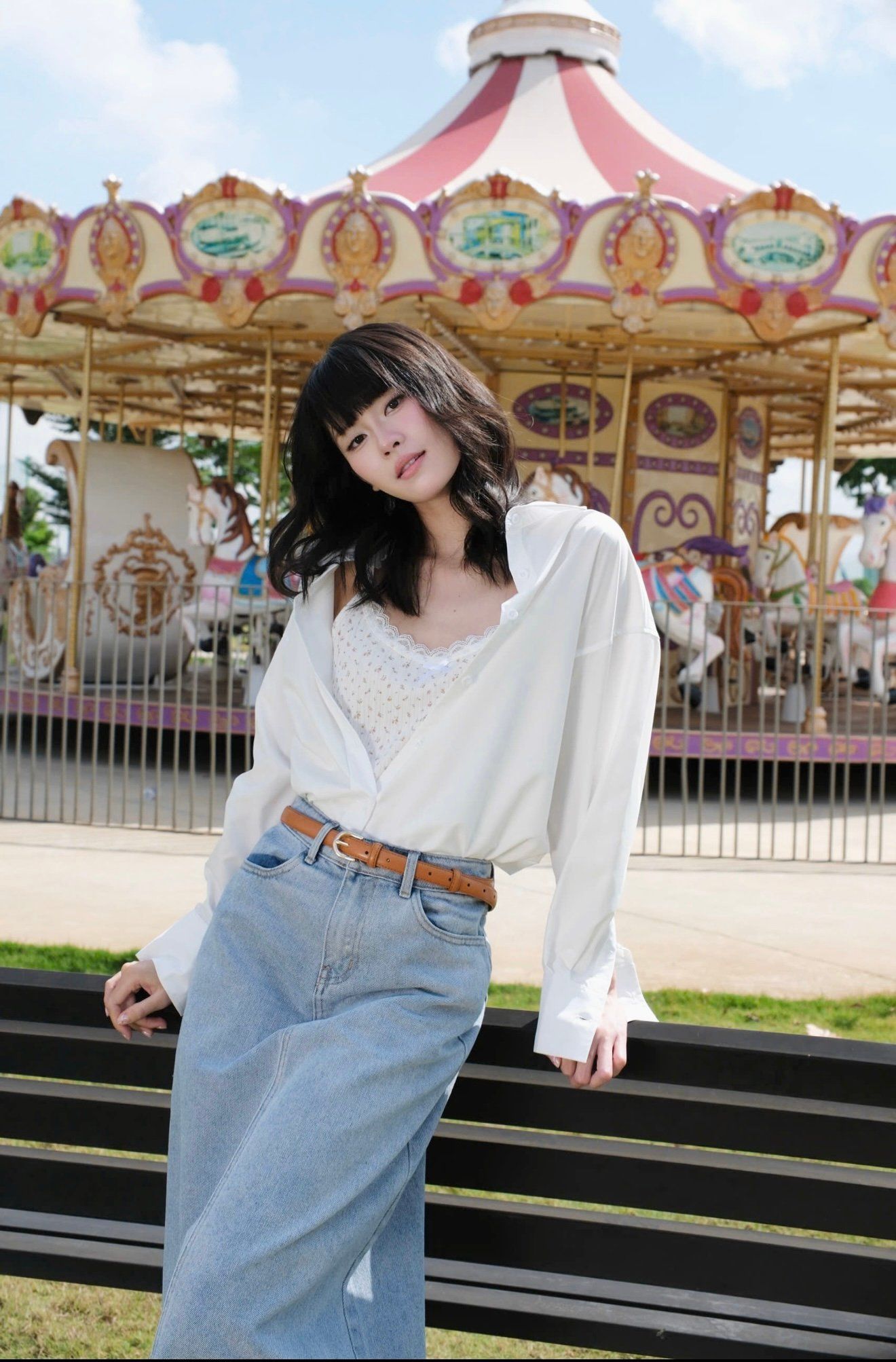 Áo 2 Dây Croptop Ren Hoa Nhí FAD074 