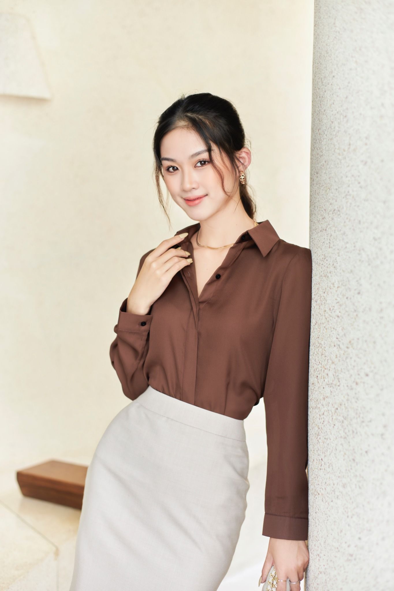 Tổng hợp Áo Sơ Mi Vải Lụa Nữ giá rẻ bán chạy tháng 52023 BeeCost #9 Tổng hợp Áo Sơ Mi Vải Lụa Nữ giá rẻ bán chạy tháng 52023 BeeCost