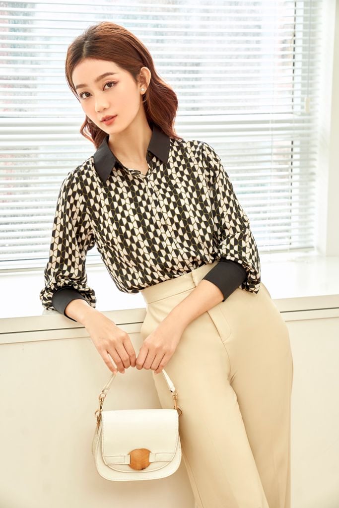  Áo Sơ Mi Lụa Trắng Đen Alice 