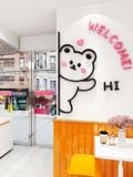  Tranh mica nổi 3d dán tường Gấu Thỏ Mèo thò Welcome Hi trang trí Dán Cửa hàng, Shop Quần Áo, phòng ngủ 