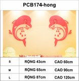  Tranh dán tường mica 3d decor khổ lớn hoạt hình hai chú cá heo xinh xắn 