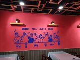  Tranh mica EPeBen dán tường nổi 3d hình Cùng nhau nâng cốc decor trang trí quán nhậu, nhà hàng, quán ăn 